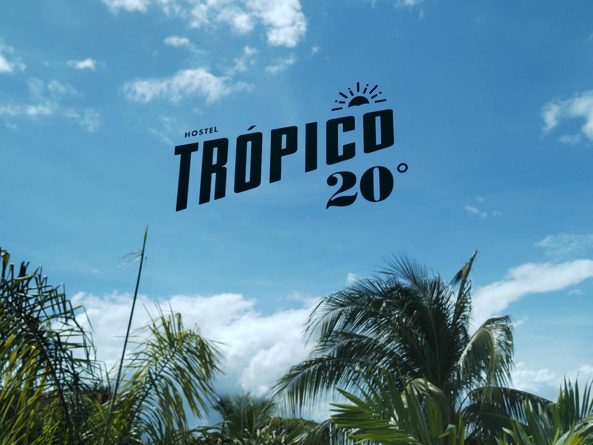 Hostel Tropico 20 Pdc Playa del Carmen Exterior foto